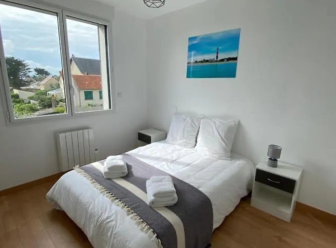 Spacieux Avec Balcon 150m De La Apartment