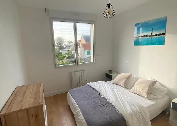 Spacieux Avec Balcon 150m De La Apartment